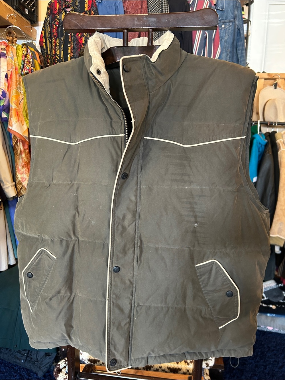 Quilted Olive Men's Puffer Vest with Contrast Piping and down fill